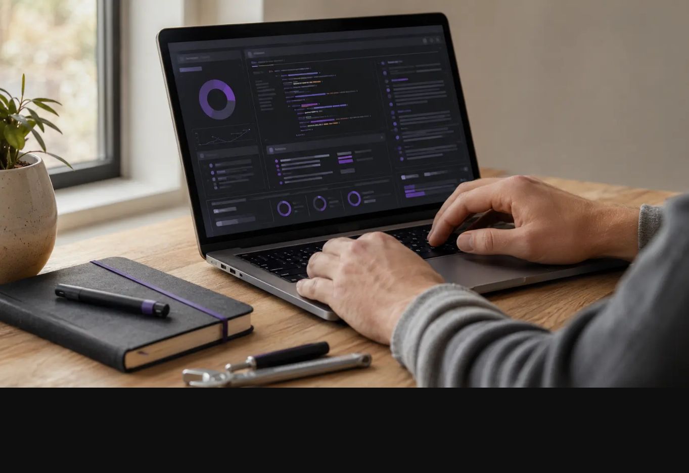 Persoonlijke technische ondersteuning aan een laptop